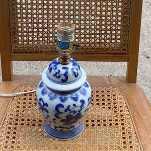 Blue & White Small Ceramic Lamp